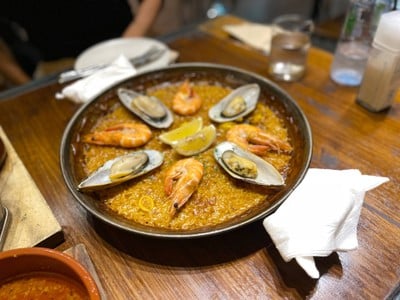 El Tapeo - Spanish Eatery and Wine Bar ทองหล่อ