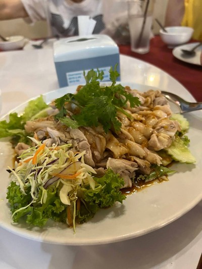 ไก่เบตง (ไก่สับ)(S)