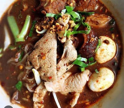 อาหาร หรือ เครื่องดื่ม