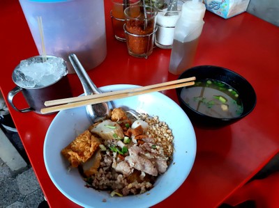 เส้นเล็กแห้ง