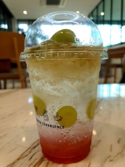 น้ำองุ่นโซดา