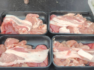 หมูกระทะใหญ่