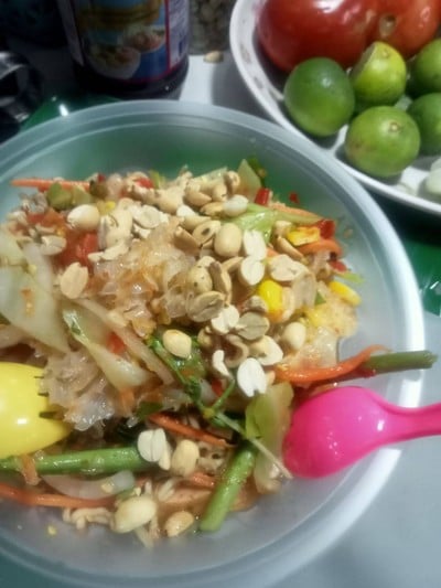 ยำวุ้นเส้นหมูยอ ยำวุ้นเส้นหมูยอ