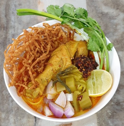 ข้าวซอยไก่