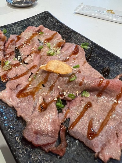 ซูชิเนื้อย่าง