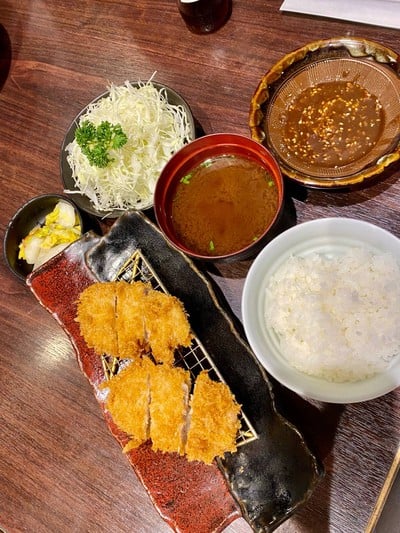 ชุดหมูสันใน