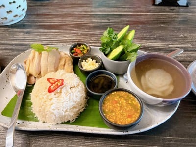 Woo Cafe Art Gallery Lifestyle Shop