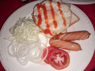 อาหาร หรือ เครื่องดื่ม