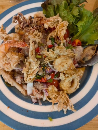 ยำวุ้นเส้นทะเลกรอบ