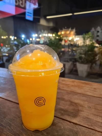 อาหาร หรือ เครื่องดื่ม