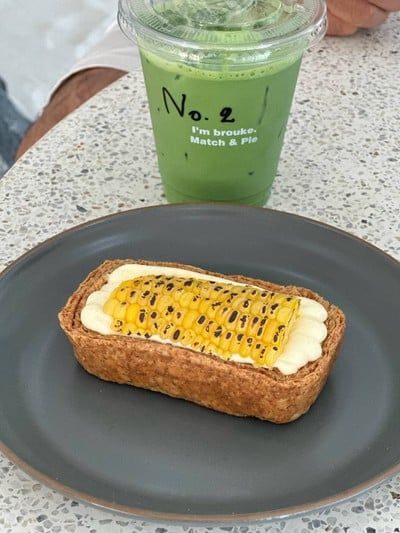 Brouke Cafe จอมเทียน