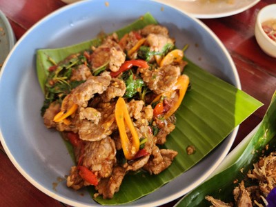 เนื้อผัดเผ็ด
