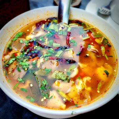 ต้มแซ่บกระดูกอ่อนซี่โครงหมู