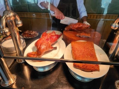 อาหาร หรือ เครื่องดื่ม