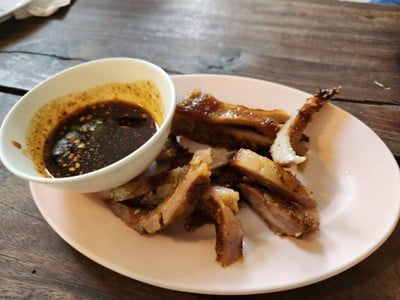 คอหมูย่าง