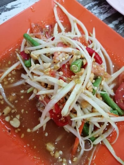 อาหาร หรือ เครื่องดื่ม
