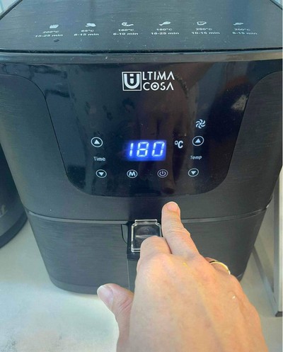 วิธีทำ ปีกกลางไก่ทอดขมิ้น สูตรหม้อทอดไร้น้ำมัน วิธีทำ ปีกกลางไก่ทอดขมิ้น สูตรหม้อทอดไร้น้ำมัน