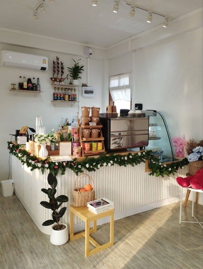 อาหาร หรือ เครื่องดื่ม