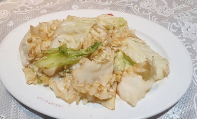 กะหล่ำปลีทอดน้ำปลา