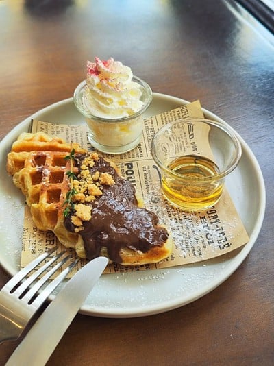 Chocolate croffle