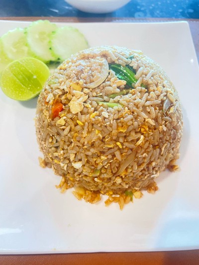 ข้าวผัดรถไฟ