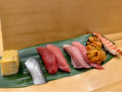 เชฟคงคิด มัวแต่ถ่ายรูป งั้นลงเมนูรัวๆ เลยแล้วกัน (ฮา)