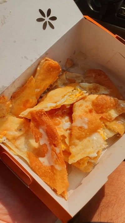 โรตีใส่ไข่