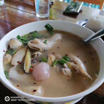 ต้มยำปลาแดง