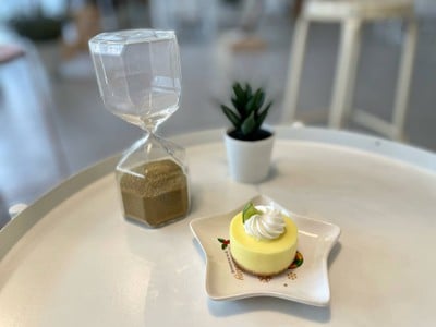 🍋 Lime Cheesecake. (Price 25 Baht.)