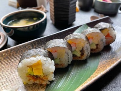 KINKI Japanese Progressive Dining & Bar ทองหล่อ