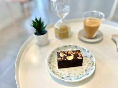 🍫 Chocolate Brownie. (Price 30 Baht.)