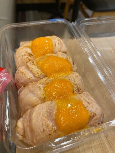ซูชิแซลมอนย่างสไปซี่