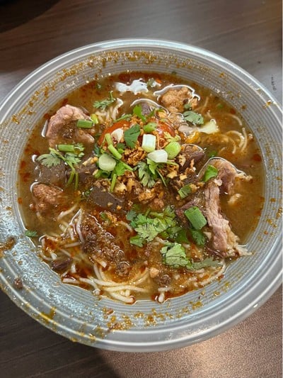 ขนมจีนน้ำเงี้ยว