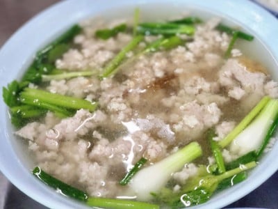 ต้มบ๊วยหมูสับ