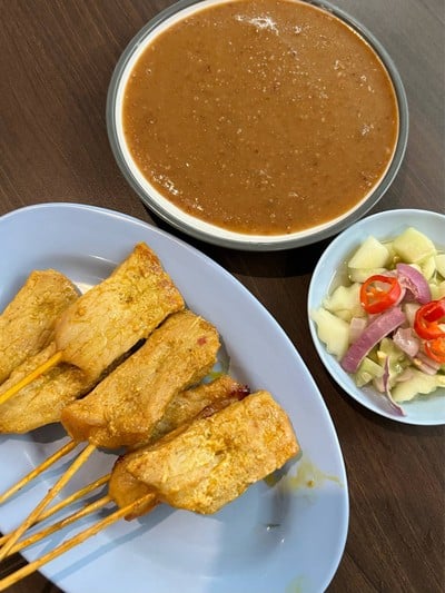 หมูสะเต๊ะ