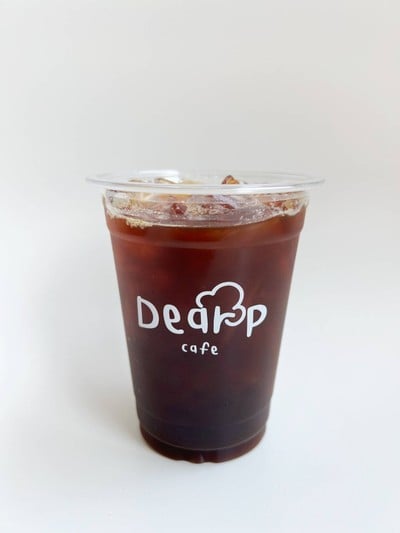 Dear P Cafe (ร้านกาแฟสด เดียร์ พี) ลาดปลาเค้า 63