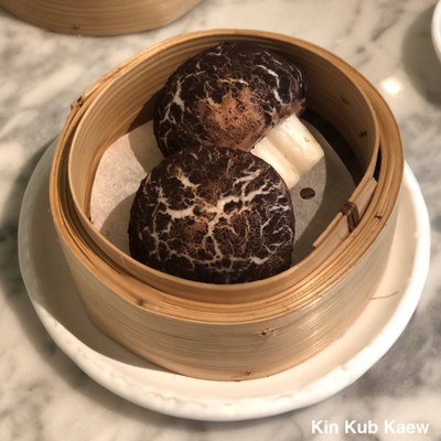 ซาลาเปาไส้หมูแดง