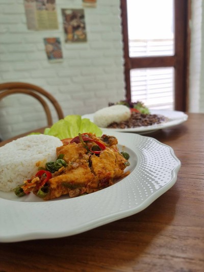 อาหาร หรือ เครื่องดื่ม