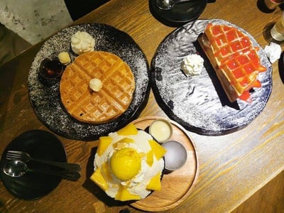 Brown Sugar Dessert Cafe & Bistro
