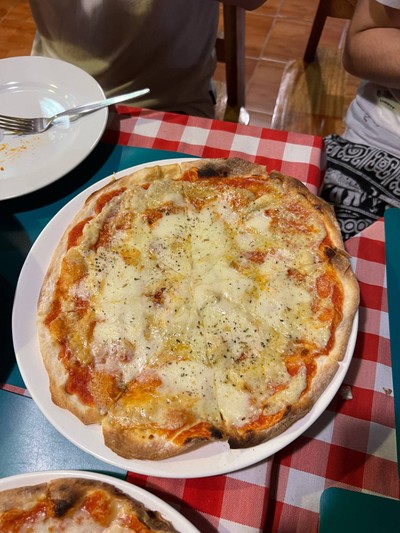 PIZZA FOUR CHEESE