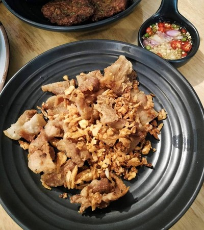 อาหาร หรือ เครื่องดื่ม
