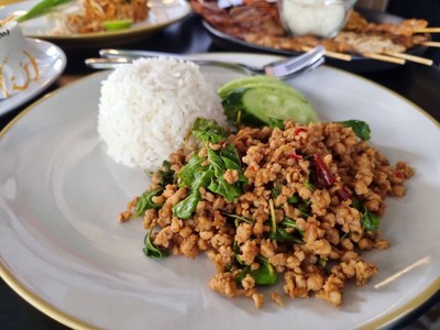 ข้าวกะเพราหมูสับ