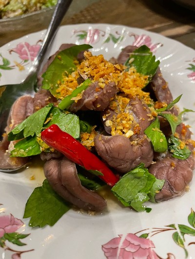 เนื้อน่องลายลวก