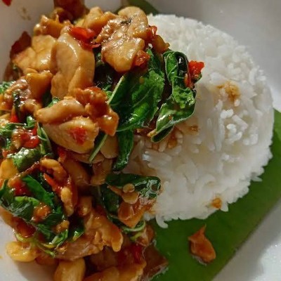 อาหาร หรือ เครื่องดื่ม