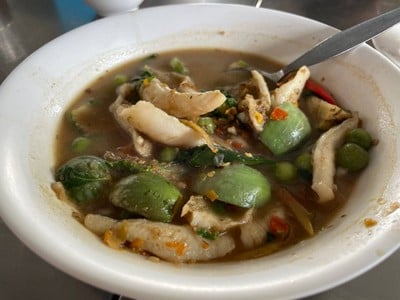 แกงป่าปลาเห็ดโคน