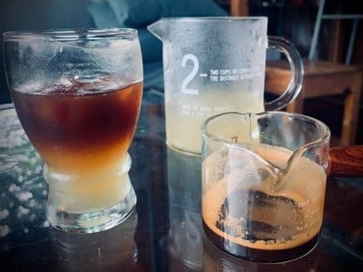 INNER Coffee & Library By Napinda