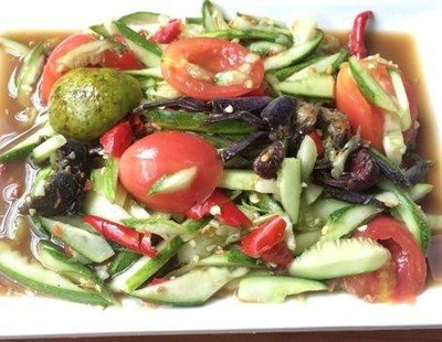 อาหาร หรือ เครื่องดื่ม