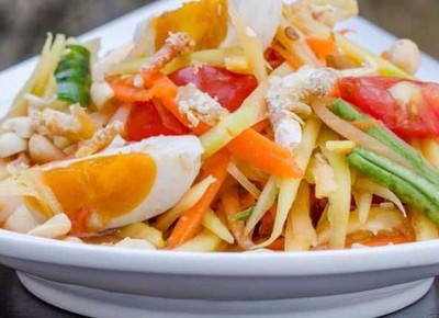 อาหาร หรือ เครื่องดื่ม