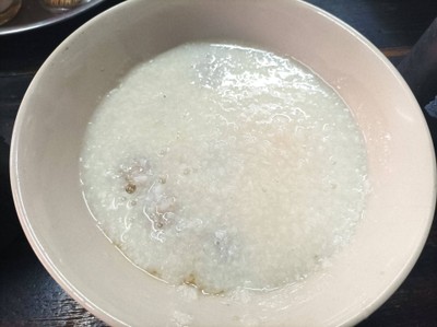 โจ๊กหมูใส่ไข่