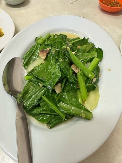 คะน้าปลาเค็ม